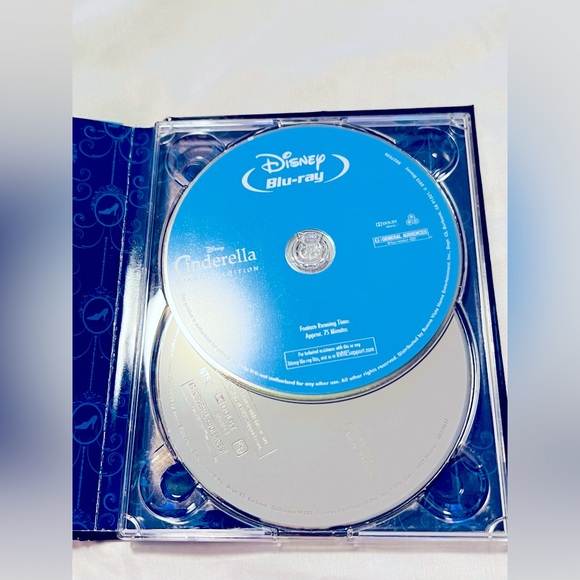 Disney Cinderella Diamond Edition Movie - Picture 3 of 7